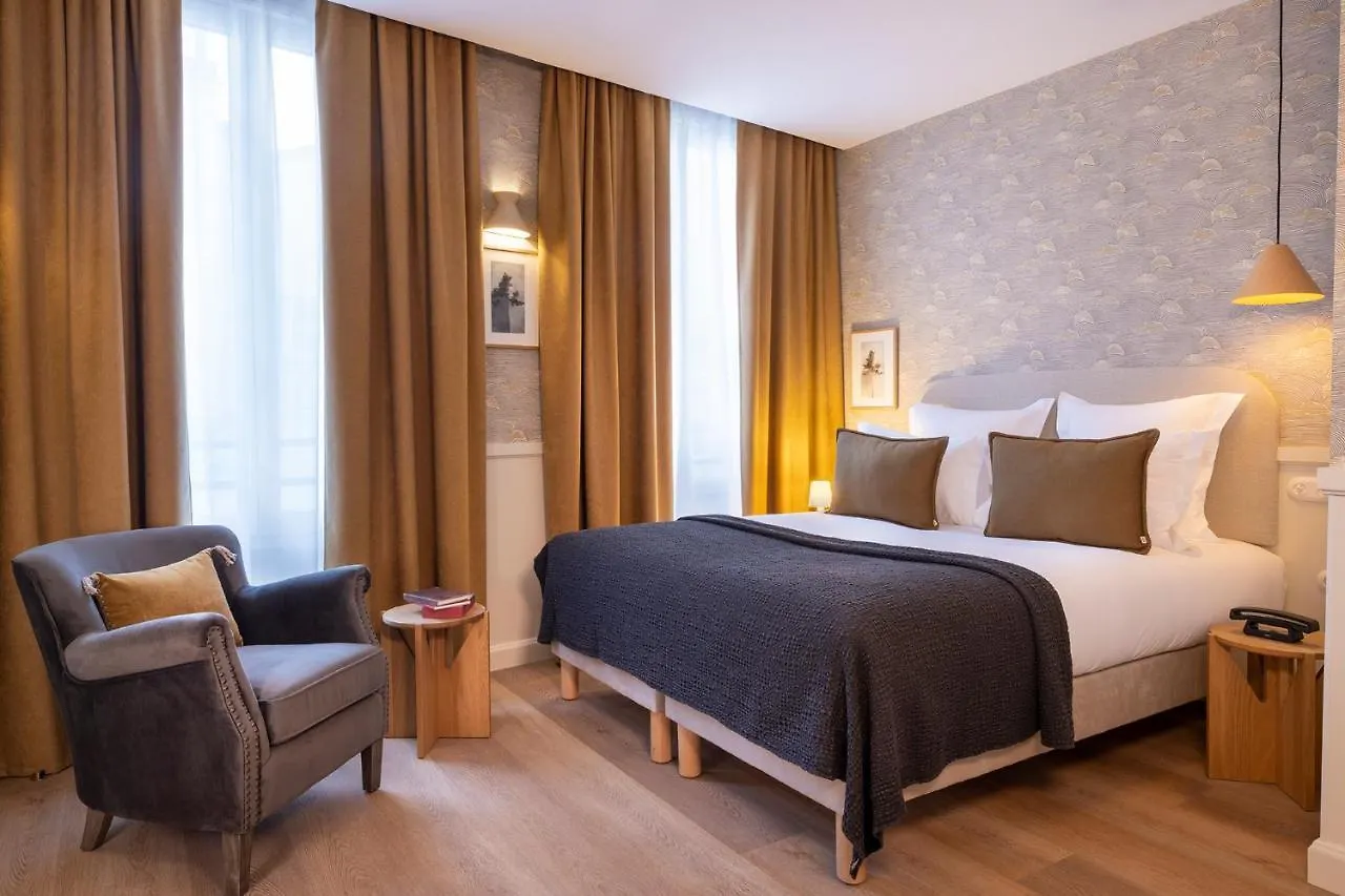 Le Petit Oberkampf Hotel & Spa París 4*,